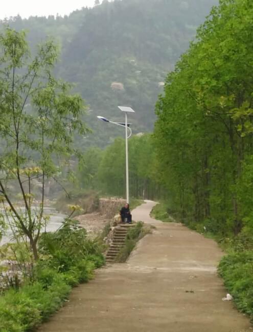 湖南太陽(yáng)能路燈工程 湖南太陽(yáng)能路燈工程