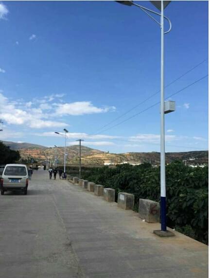 華可農村led太陽(yáng)能路燈