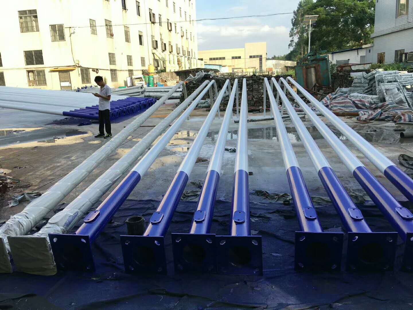 華可led太陽(yáng)能路燈生產(chǎn)中 華可led太陽(yáng)能路燈生產(chǎn)中