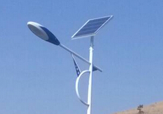 采購太陽(yáng)能路燈時(shí)如何選擇廠(chǎng)家？