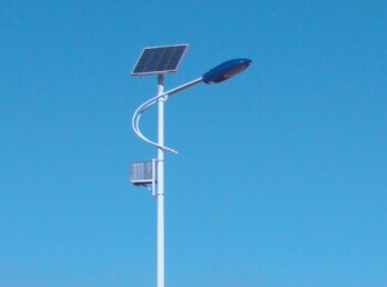 農村led太陽(yáng)能路燈點(diǎn)亮五星鎮農村道路