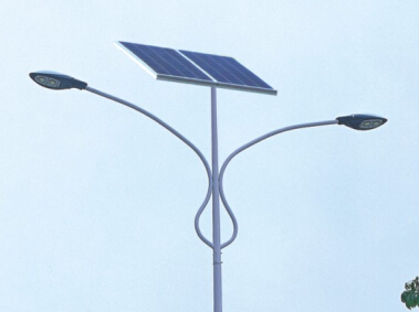 解析：led太陽(yáng)能路燈常規價(jià)格是多少？