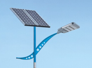 農村道路安裝太陽(yáng)能led路燈效率高、不用電費