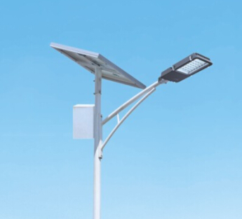 農村led太陽(yáng)能路燈照亮農村、告別漆黑的夜晚