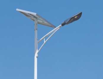 led太陽(yáng)能路燈價(jià)格高低不同如何做好選擇？