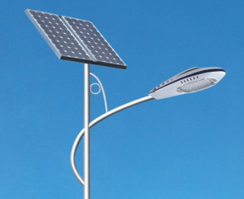 led太陽(yáng)能路燈的配置如何控制成本價(jià)格？