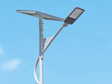 太陽(yáng)能路燈廠(chǎng)家要知道路燈的需要哪些配置才能報價(jià)？