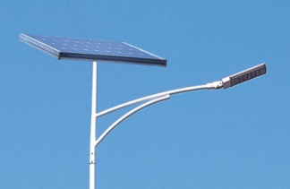 Led太陽(yáng)能路燈與普通路燈哪款更適合新農村？