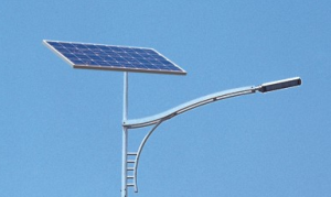 太陽(yáng)能板在led太陽(yáng)能路燈中的地位重要嗎？