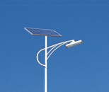 華可解說(shuō)：農村太陽(yáng)能路燈的優(yōu)勢有哪些？