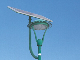 太陽(yáng)能庭院燈的功率輸出由什么決定的？