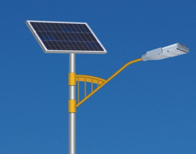 Led太陽(yáng)能路燈地基是怎么澆筑的？