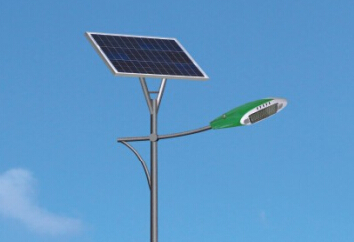 太陽(yáng)能路燈儲能與轉換率的匹配性是會(huì )直接影響到它整體系統的使用。