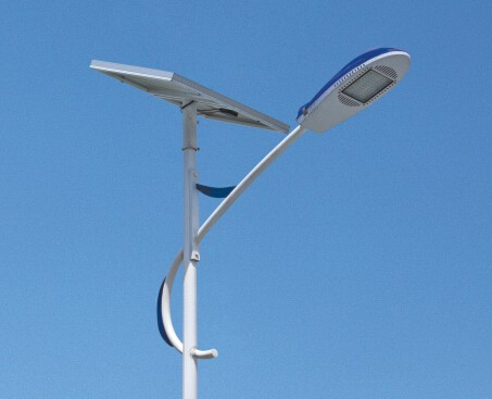 為什么不同廠(chǎng)家的太陽(yáng)能路燈價(jià)格表各不相同？