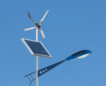 華可為您分析：風(fēng)光互補太陽(yáng)能路燈系統有什么優(yōu)點(diǎn)？