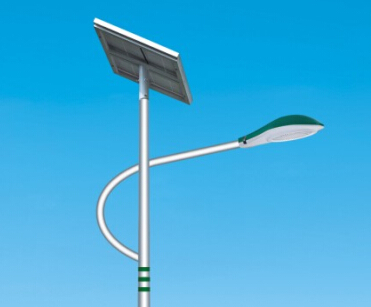 太陽(yáng)能路燈燈桿質(zhì)量受什么因素影響？