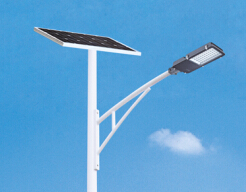 華可路燈告訴大家如何鑒別太陽(yáng)能路燈的好壞？