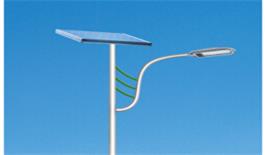 太陽(yáng)能路燈已在農村“安家落戶(hù)”