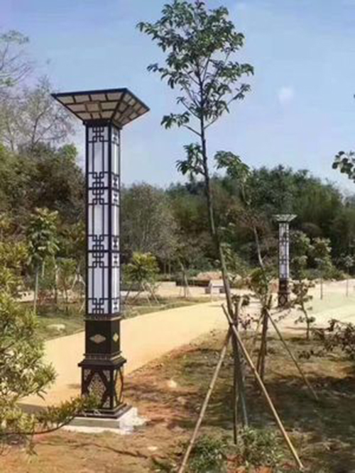 【華可案例】廣東揭陽(yáng)35套4米廣場(chǎng)景觀(guān)燈安裝完畢！